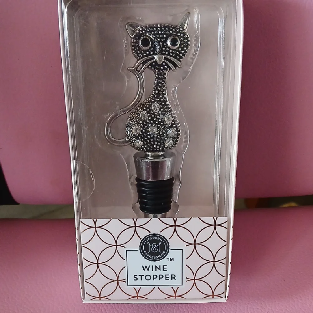 Expressions Black and Silver Cat Wine Stopper